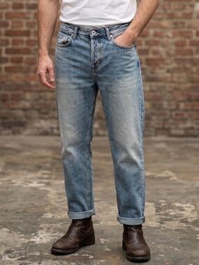 AllSaints Reeves Men’s W30 Straight Relaxed Light Wash Jeans Minimalist Casual